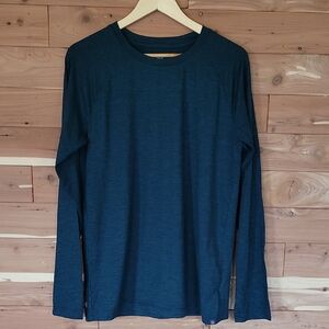 GAIAM Dark Green Long Sleeve Shirt, Size M, Butter Soft